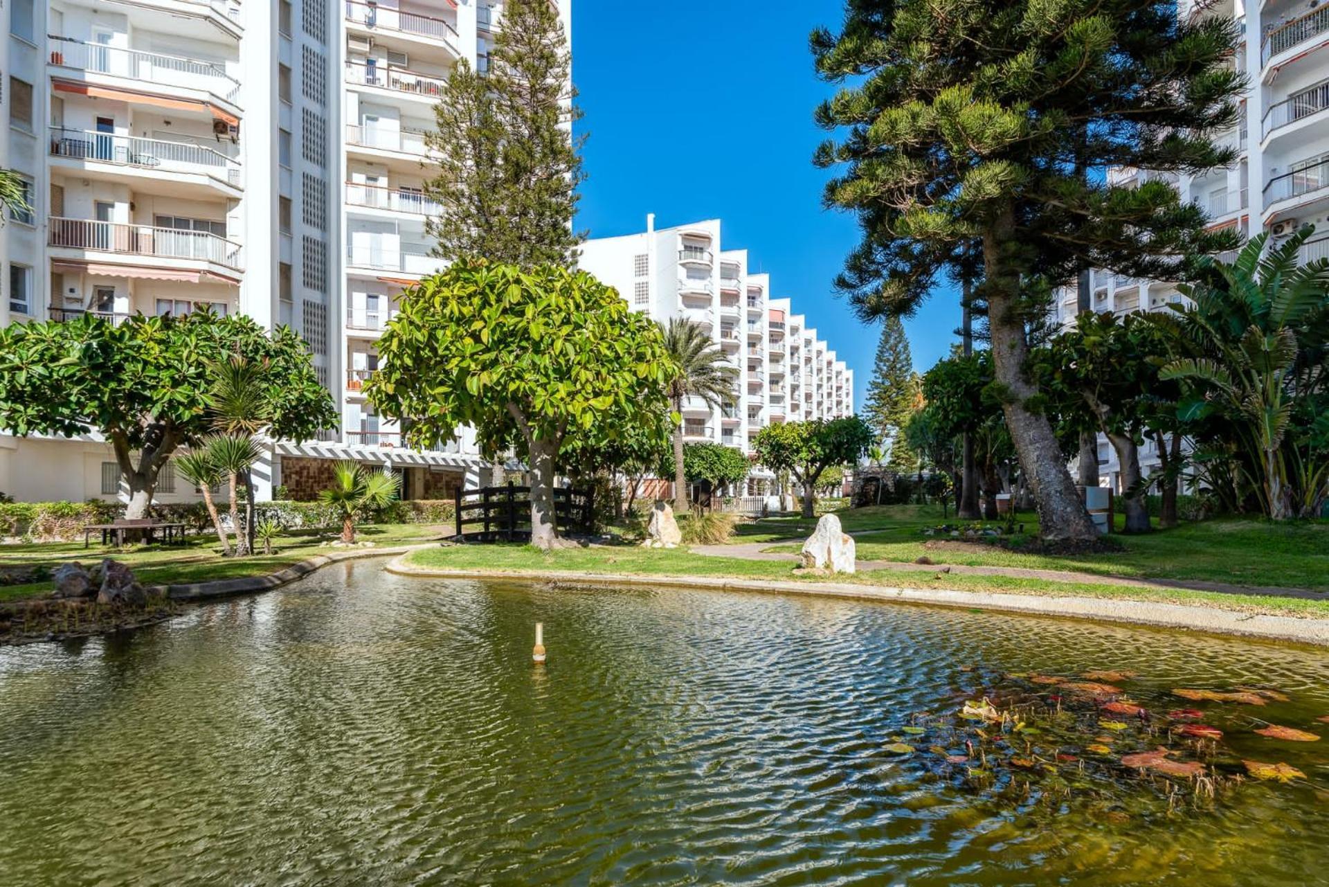 Apartment Estudio 8 *